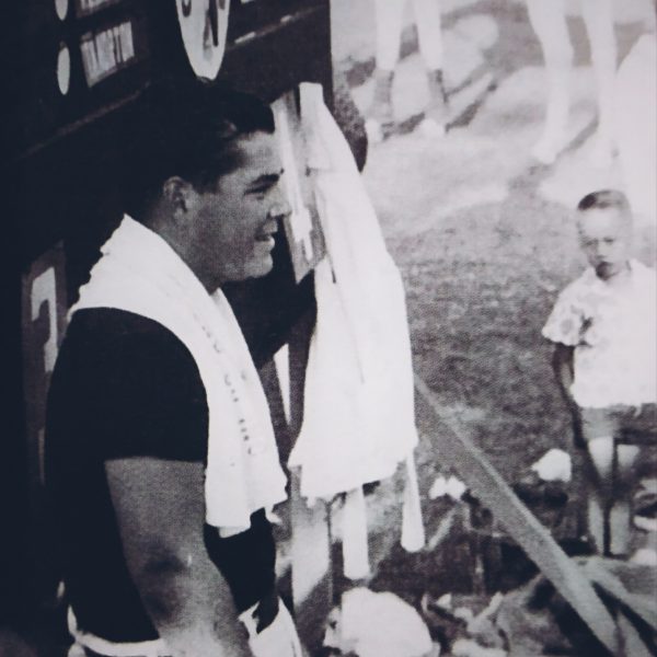 Enrique Zobel taking a break in 1957.