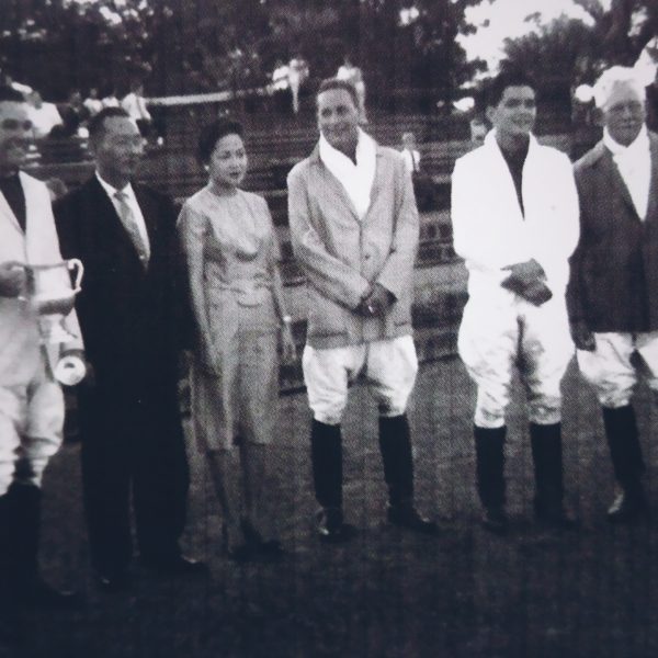 Nicky Jacinto (extreme right) with former First Lady Luz Banzon Magsaysay and Hans Menzi, Enrique Zobel, Alfred Roa, Bill Andrews, Linggoy Araneta and Gon Reedyk.