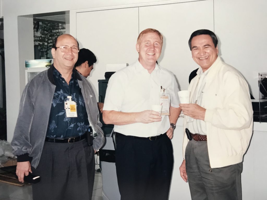 Inauguration of Terminal 2 with Aeroport de Paris representative, 1998